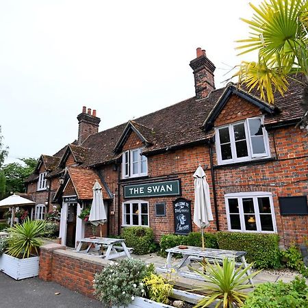 Swan, Thatcham By Marston'S Inns Ngoại thất bức ảnh