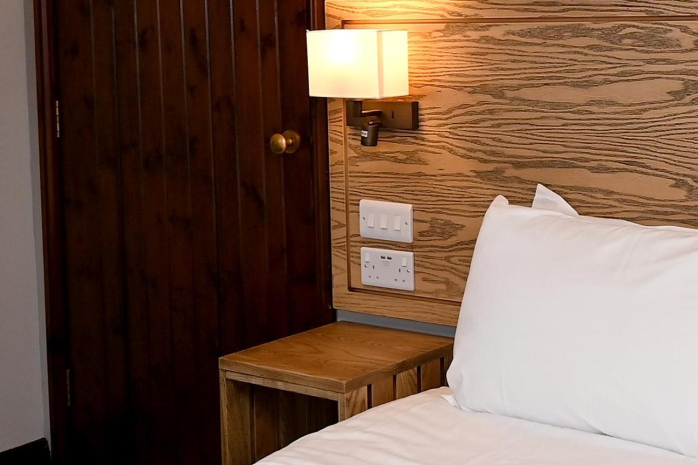 Swan, Thatcham By Marston'S Inns Ngoại thất bức ảnh